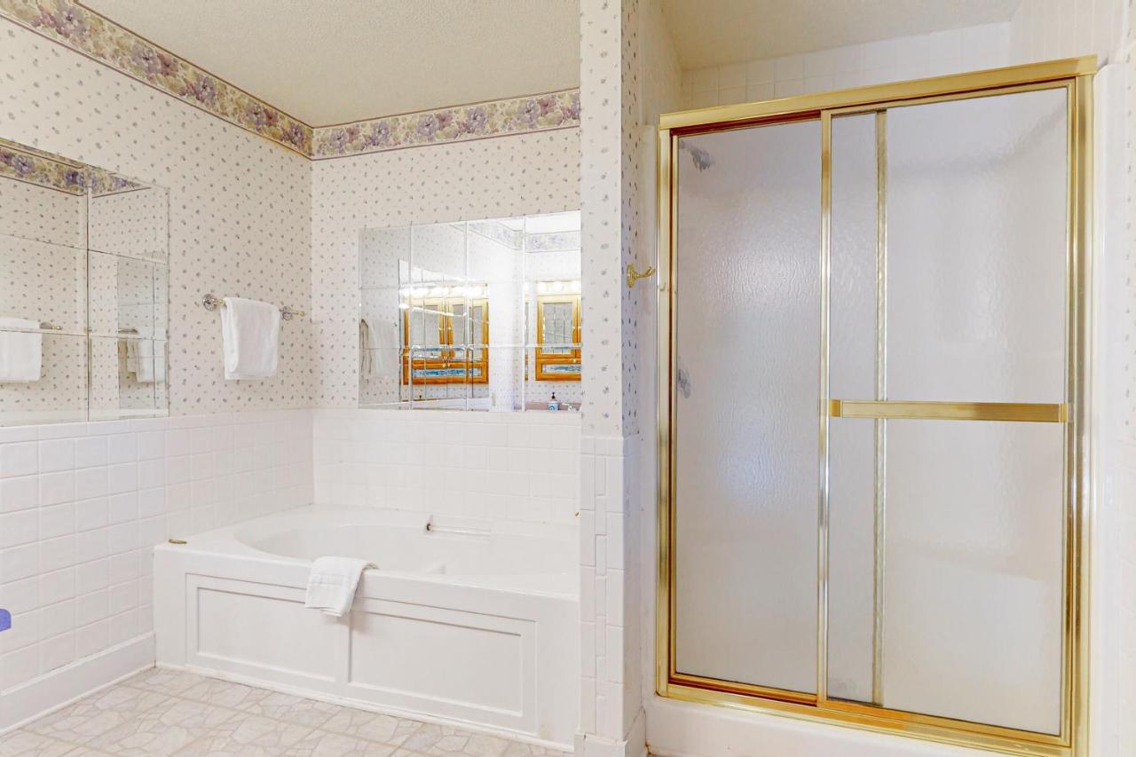 Doe Heights Chalet Batesville Экстерьер фото
