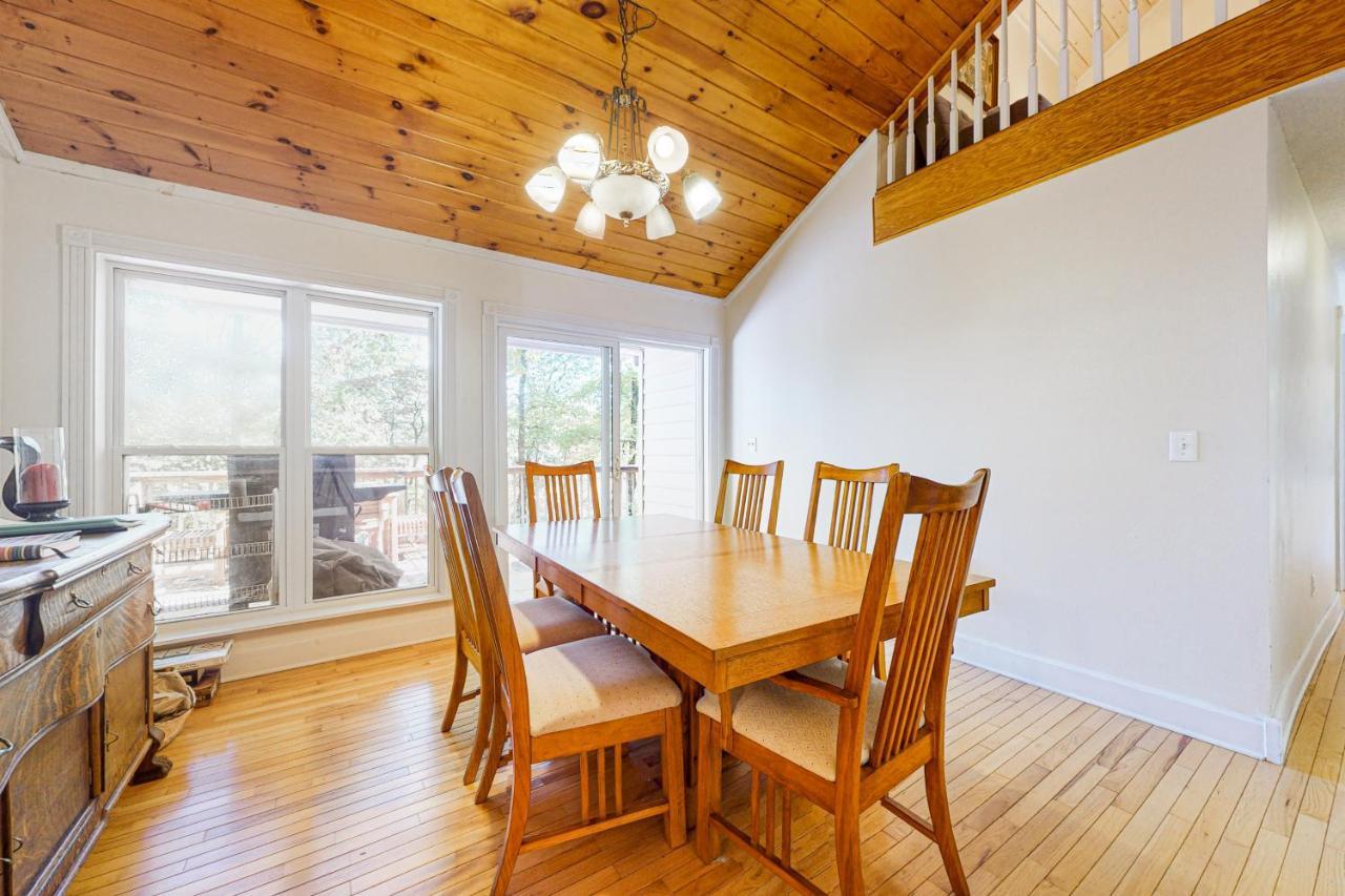 Doe Heights Chalet Batesville Экстерьер фото